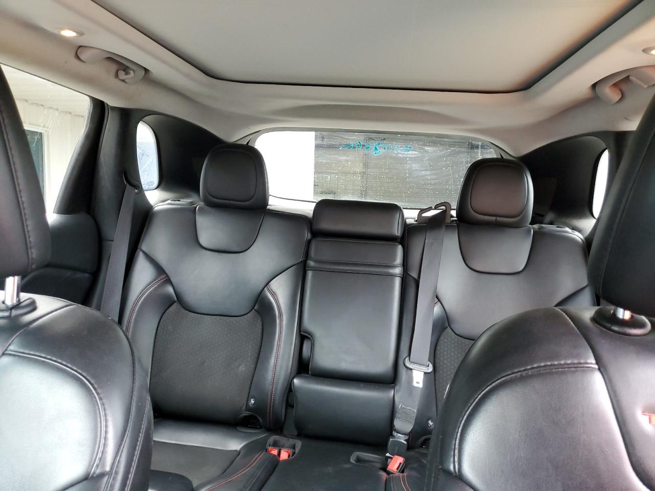 2019 Jeep Cherokee - Image 10