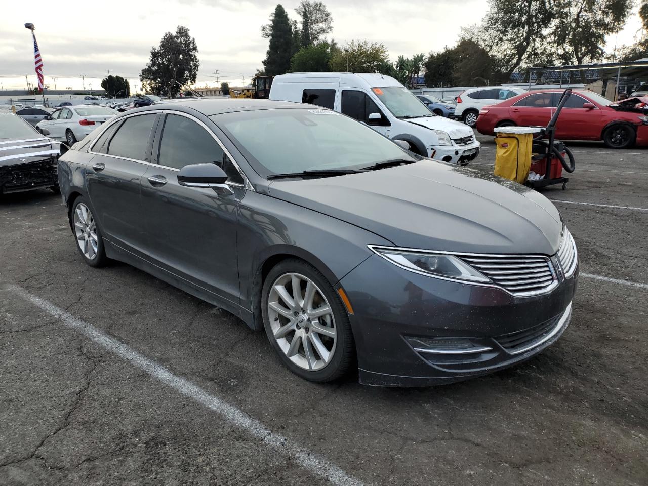 VIN 3LN6L2LU4GR603616 2016 LINCOLN MKZ no.4