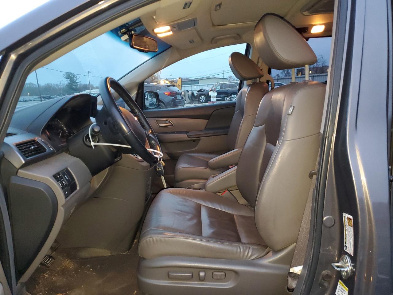 2012 Honda Odyssey - Image 7