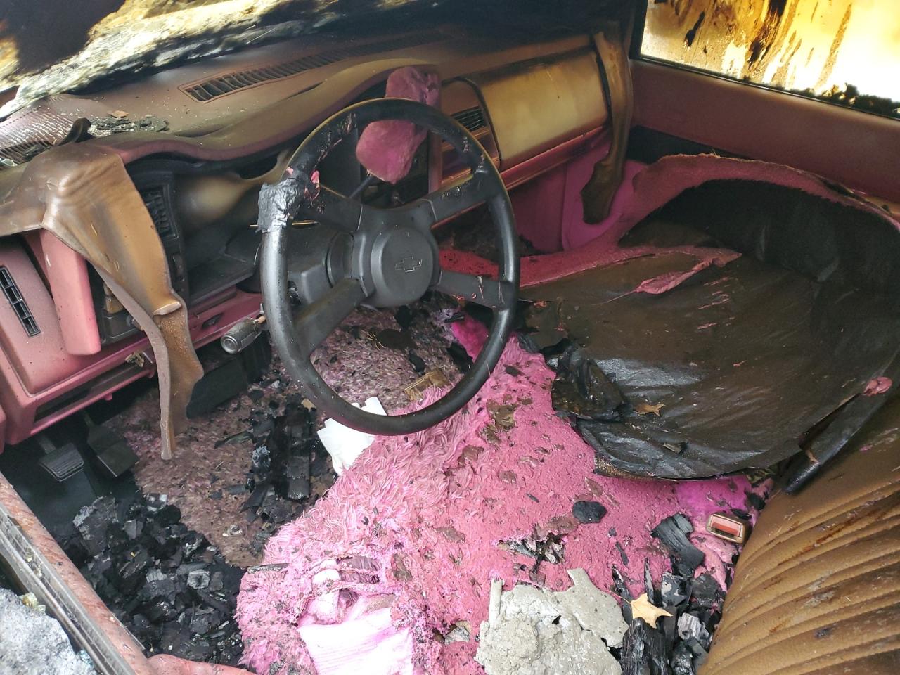 1990 Chevrolet GMT-400 - Image 8