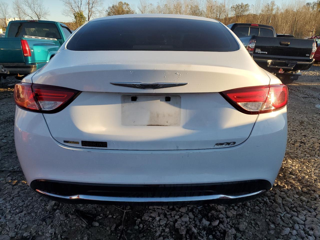 VIN 1C3CCCAB3FN637650 2015 CHRYSLER 200 no.6