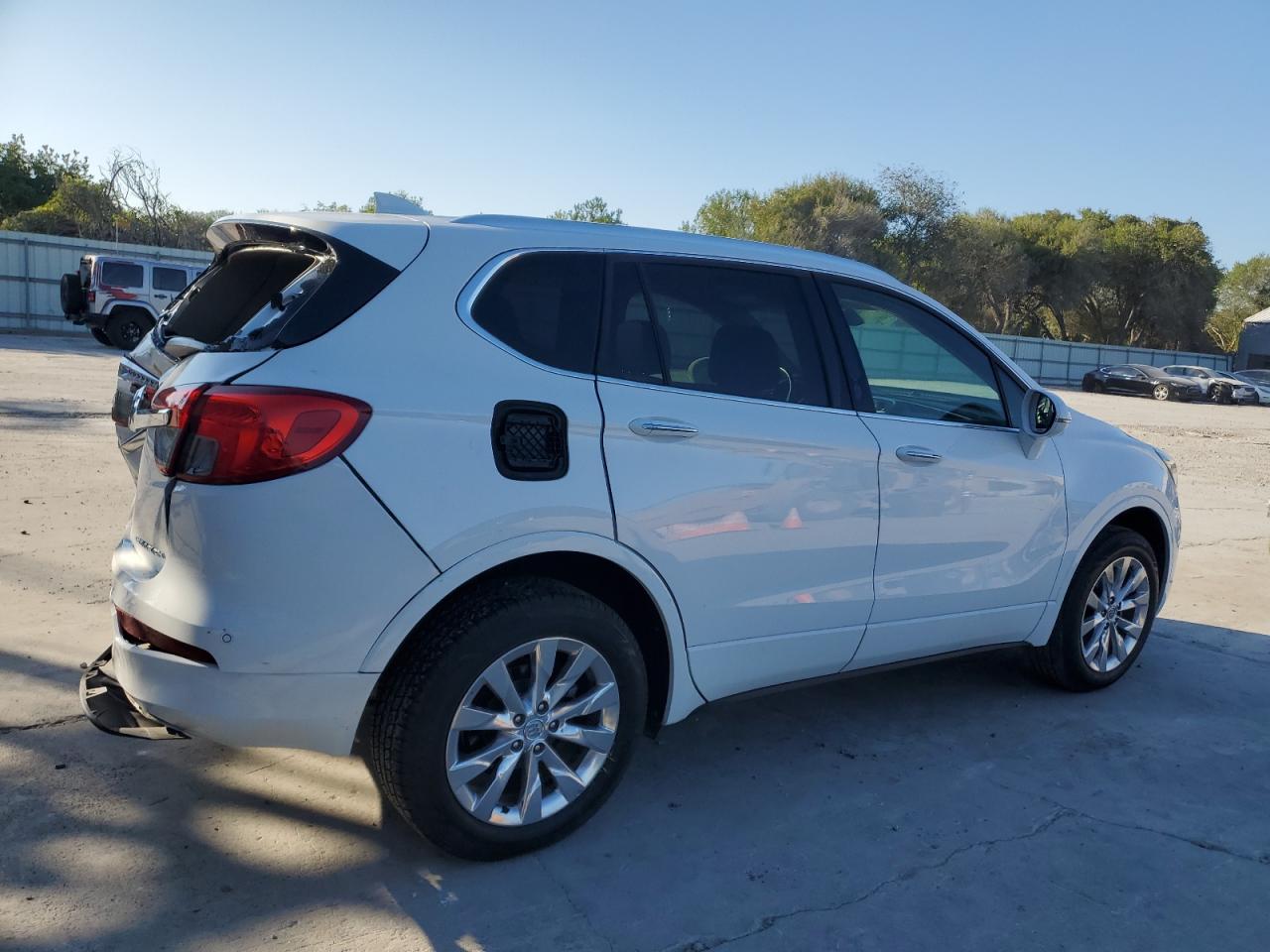 2018 Buick Envision - Image 3