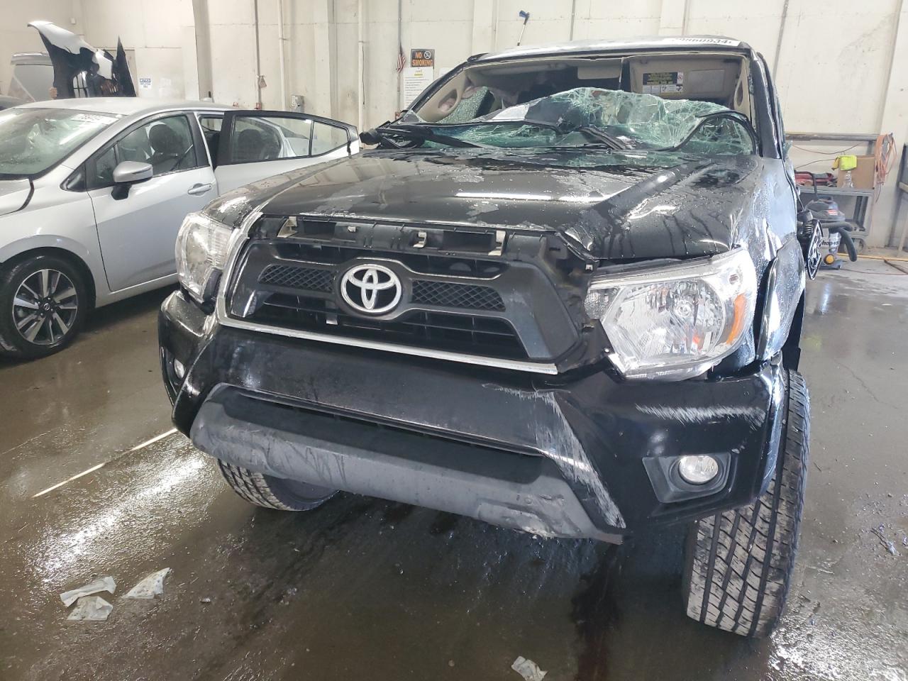 2012 Toyota Tacoma - Image 5