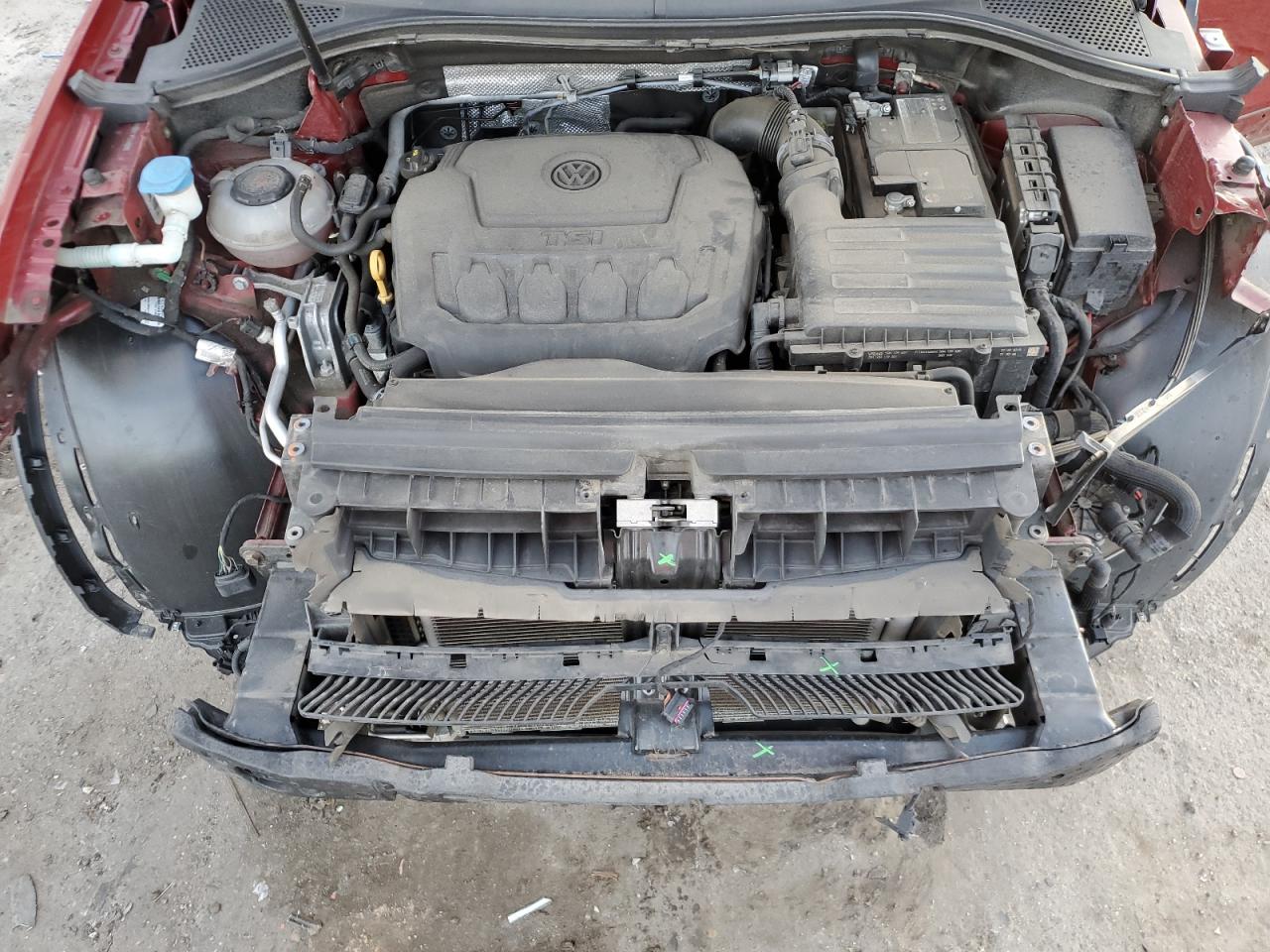 2020 Volkswagen Tiguan - Image 12