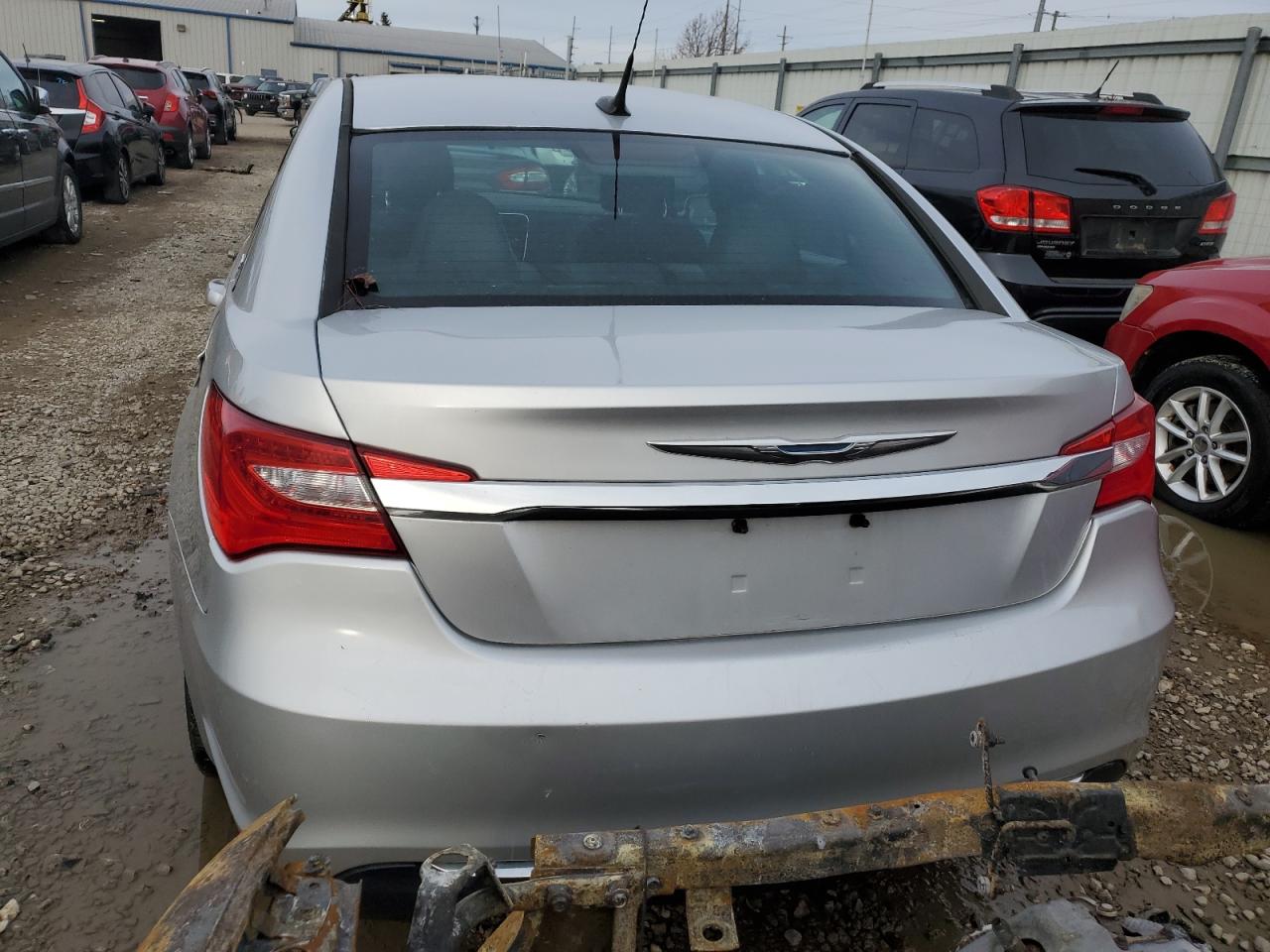 2011 Chrysler 200 - Image 6