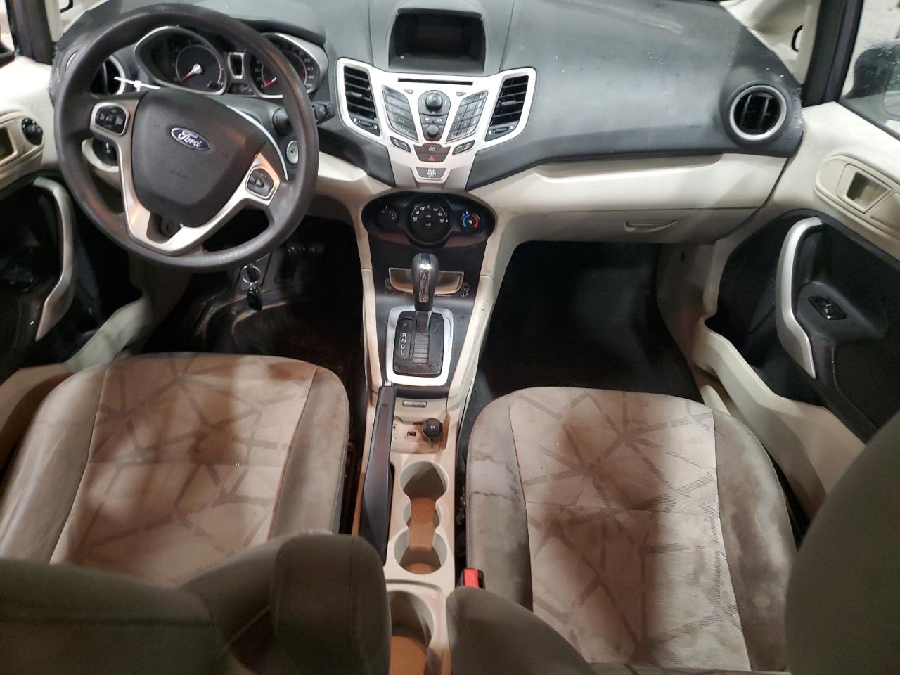 2013 Ford Fiesta - Image 8