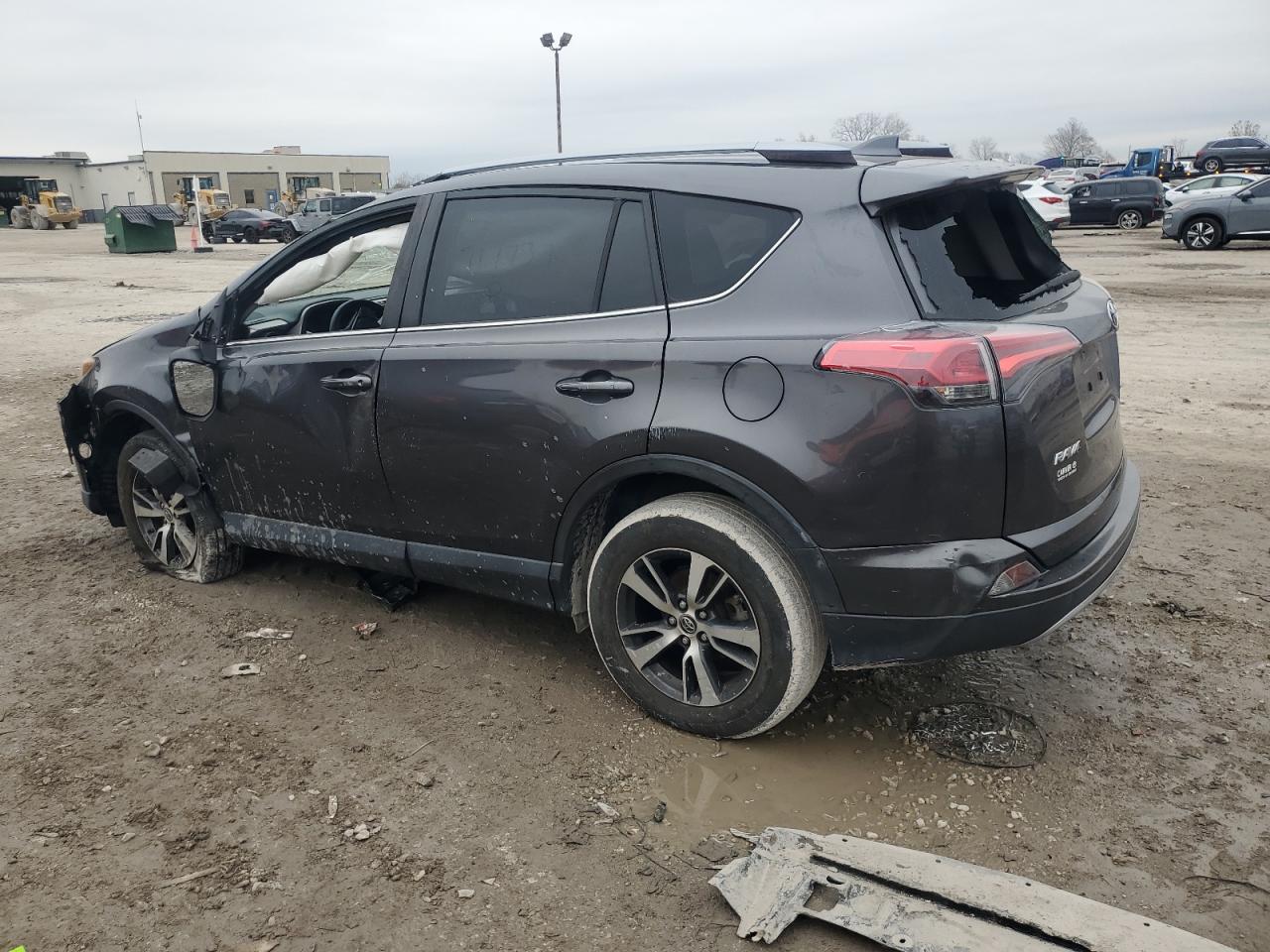 2018 Toyota RAV 4 - Image 2