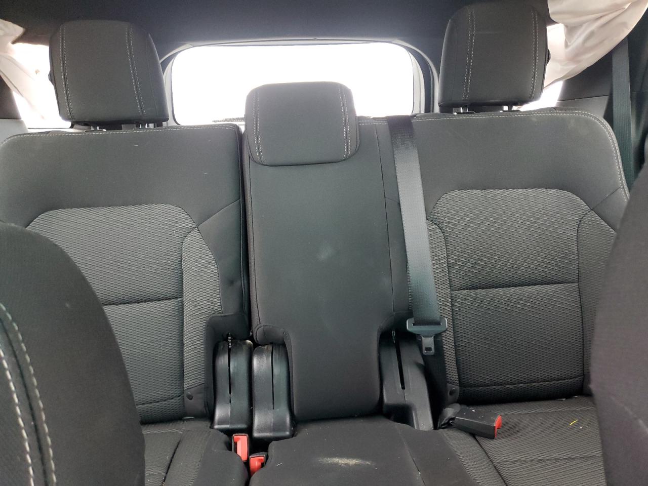 2017 Ford Explorer - Image 10