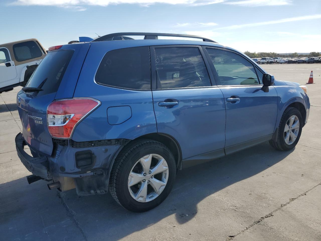 VIN JF2SJADC2GH522416 2016 SUBARU FORESTER no.3