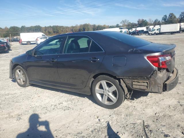 Sedans TOYOTA CAMRY 2012 Szary