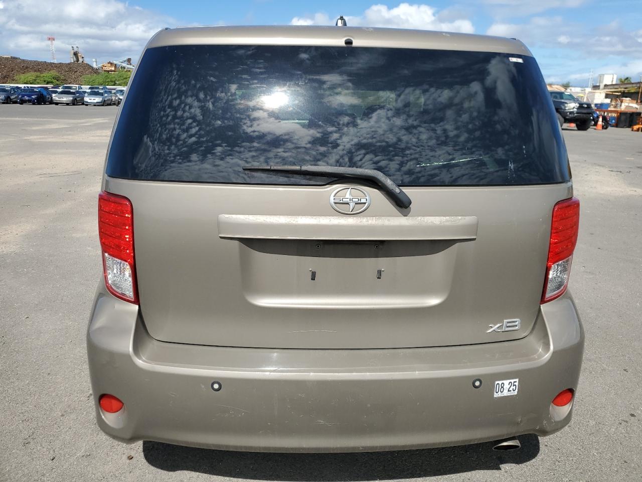 2012 Scion xB - Image 6