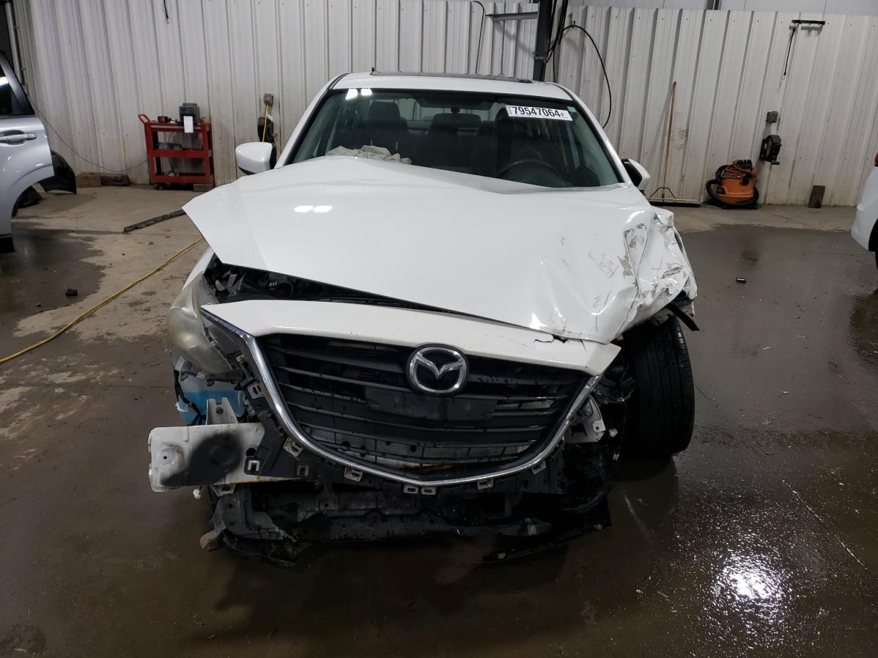 2014 Mazda 3 - Image 5