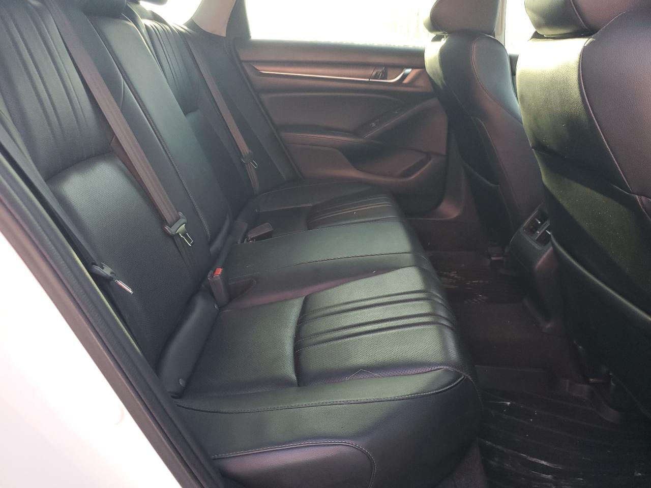 2018 Honda Accord - Image 11