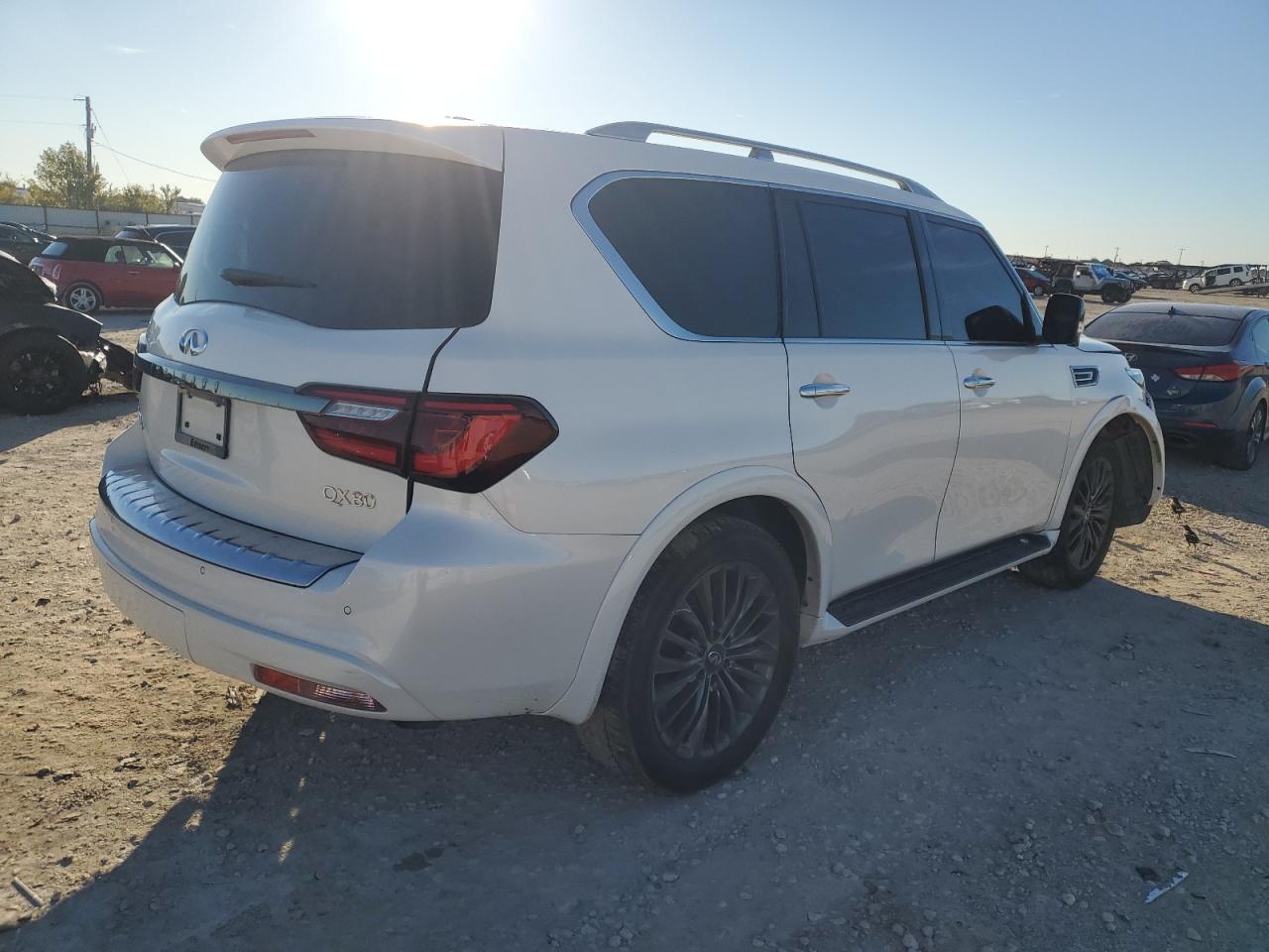 VIN JN8AZ2AE5P9305584 2023 INFINITI QX80 no.3