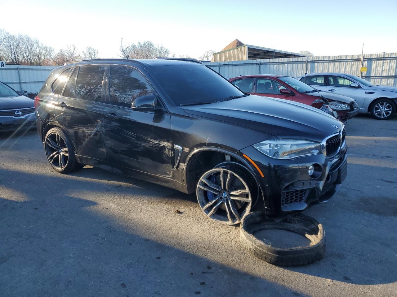 VIN 5YMKT6C55H0U38915 2017 BMW X5 no.4