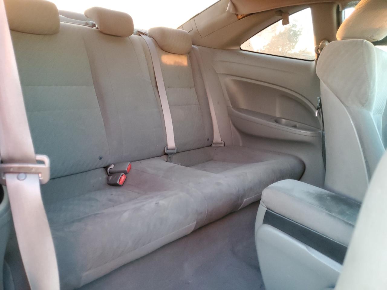 2010 Honda Civic - Image 11