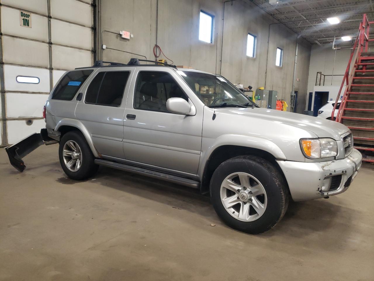 2003 Nissan Pathfinder - Image 4