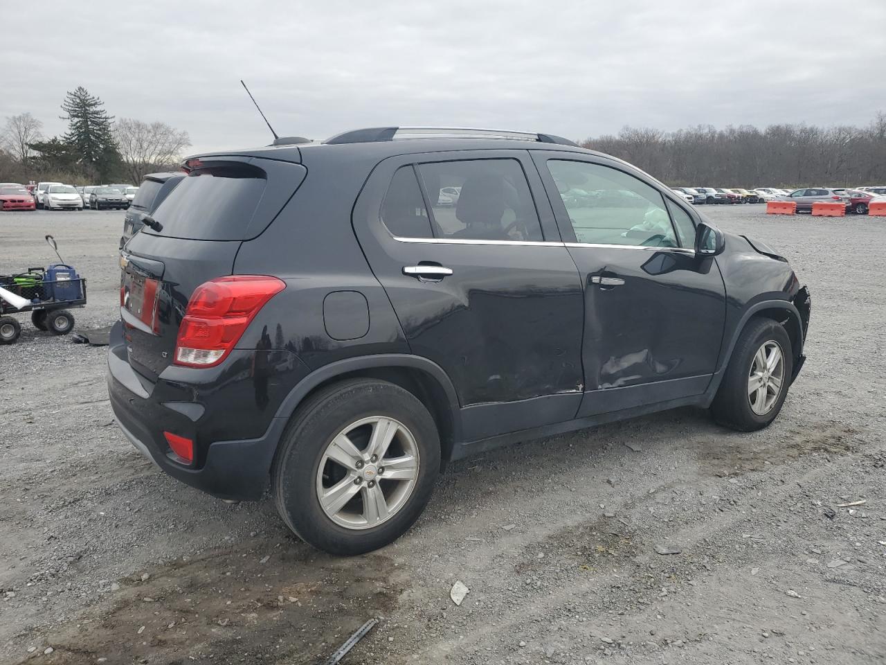 2019 Chevrolet Trax - Image 3