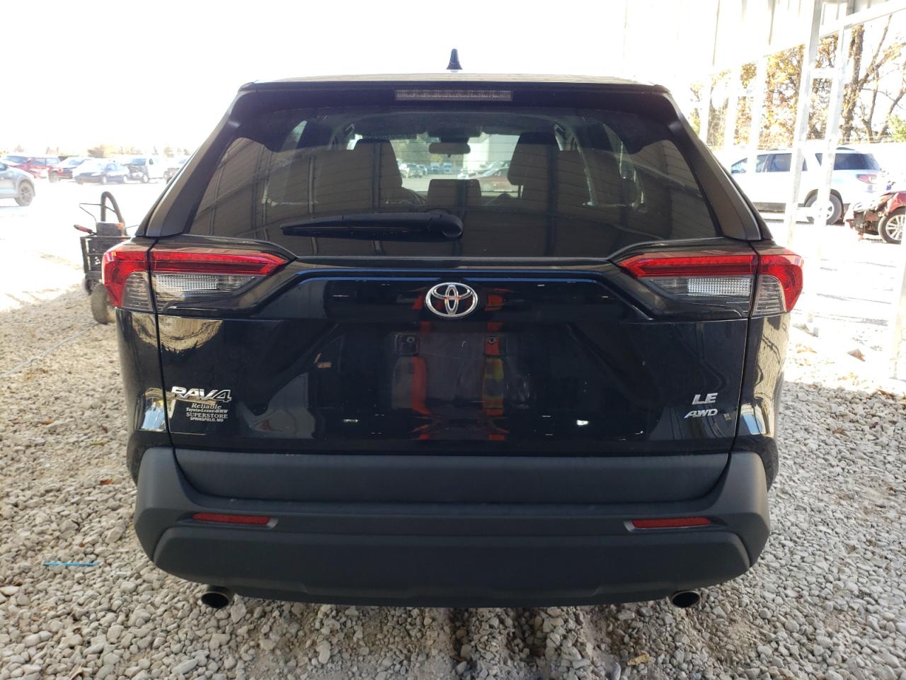 2022 Toyota RAV 4 - Image 6