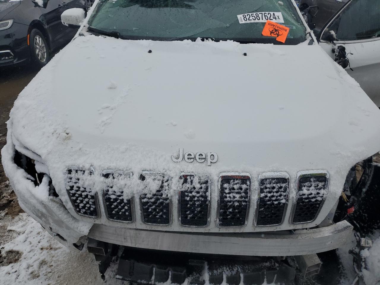 2020 Jeep Grand Cherokee - Image 12