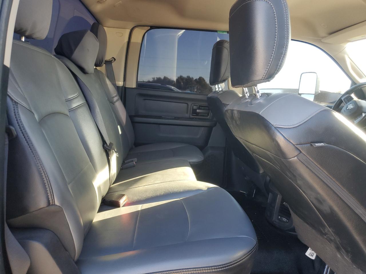 2020 RAM 2500 - Image 10