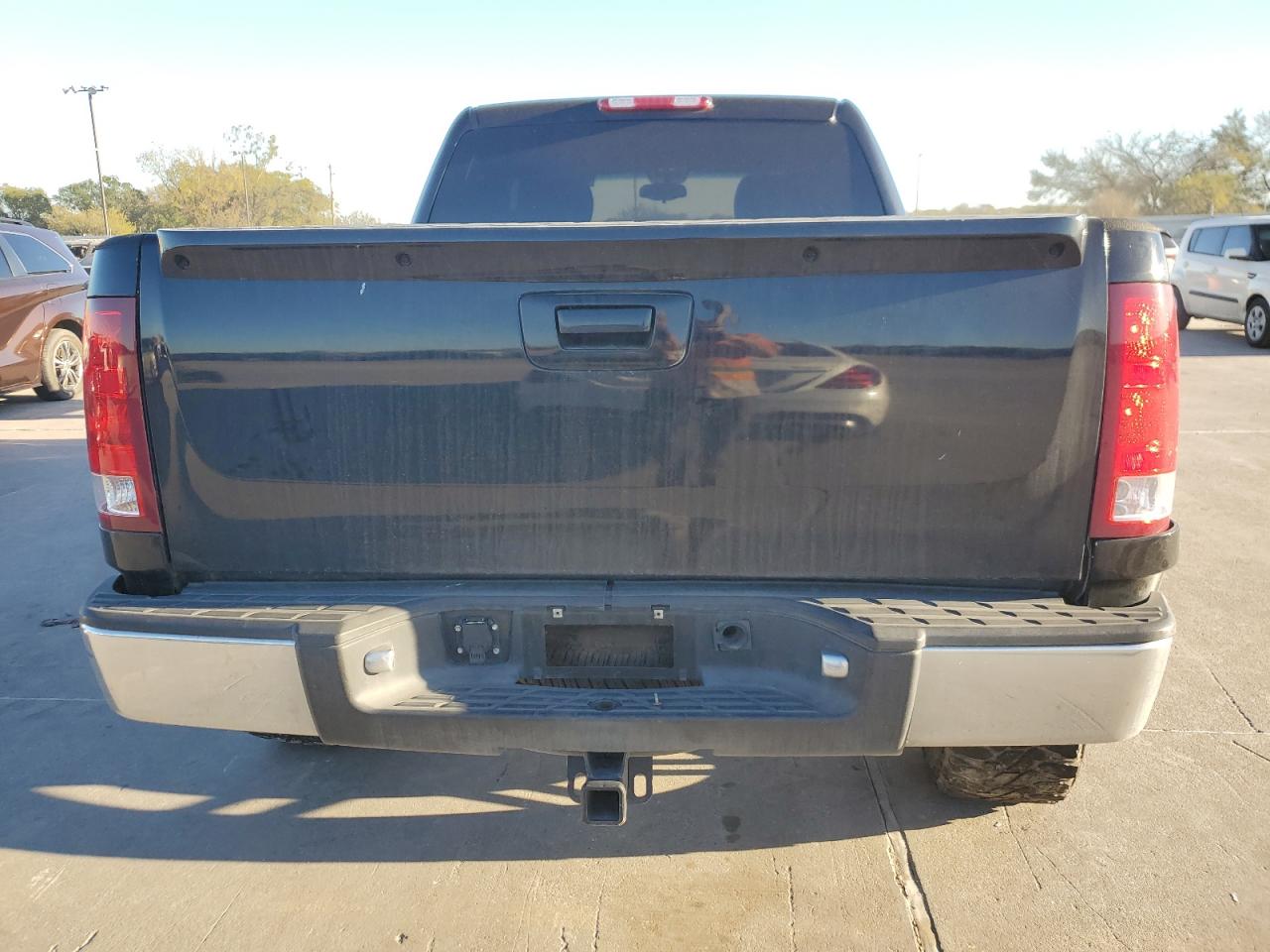 2009 GMC Sierra - Image 6
