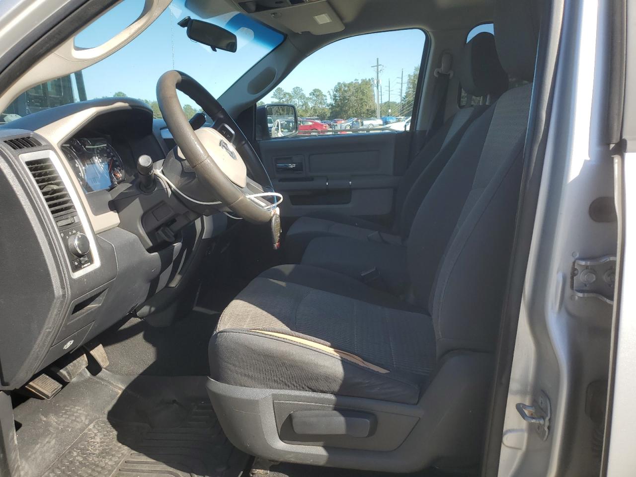2009 Dodge RAM - Image 7