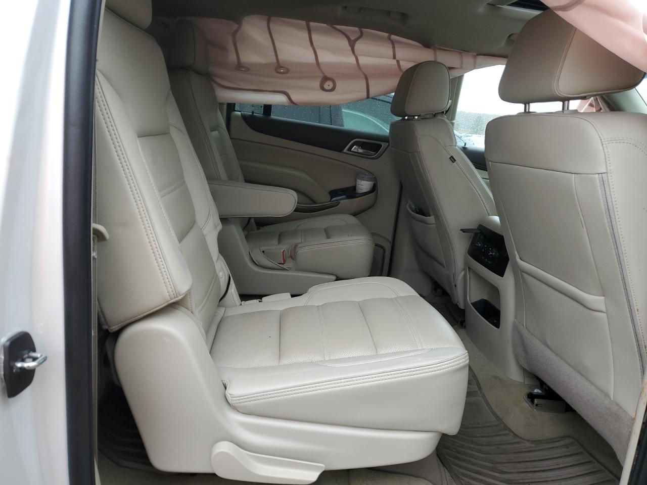 2018 GMC Yukon - Image 11