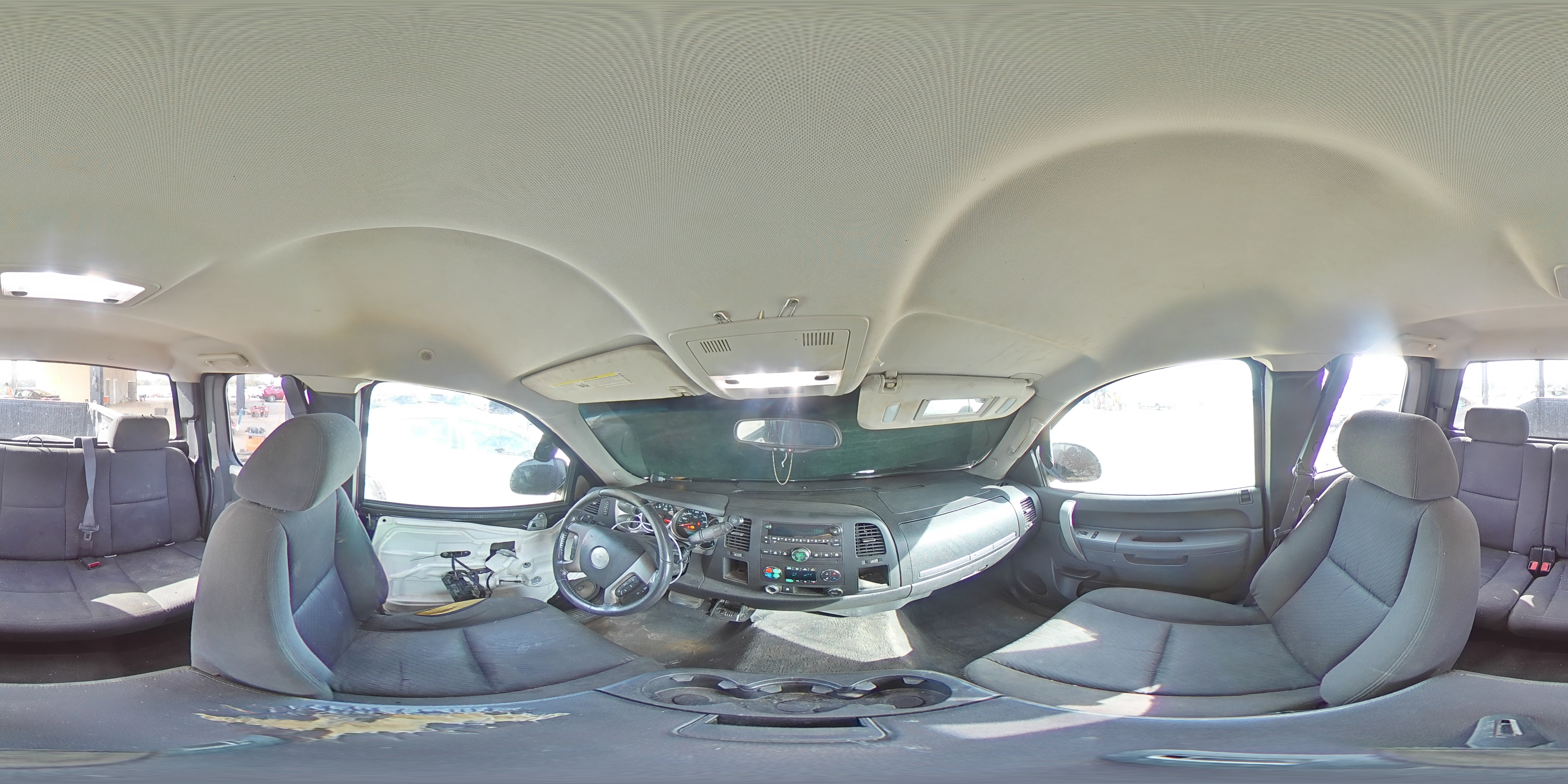 2011 Chevrolet Silverado - Image 13