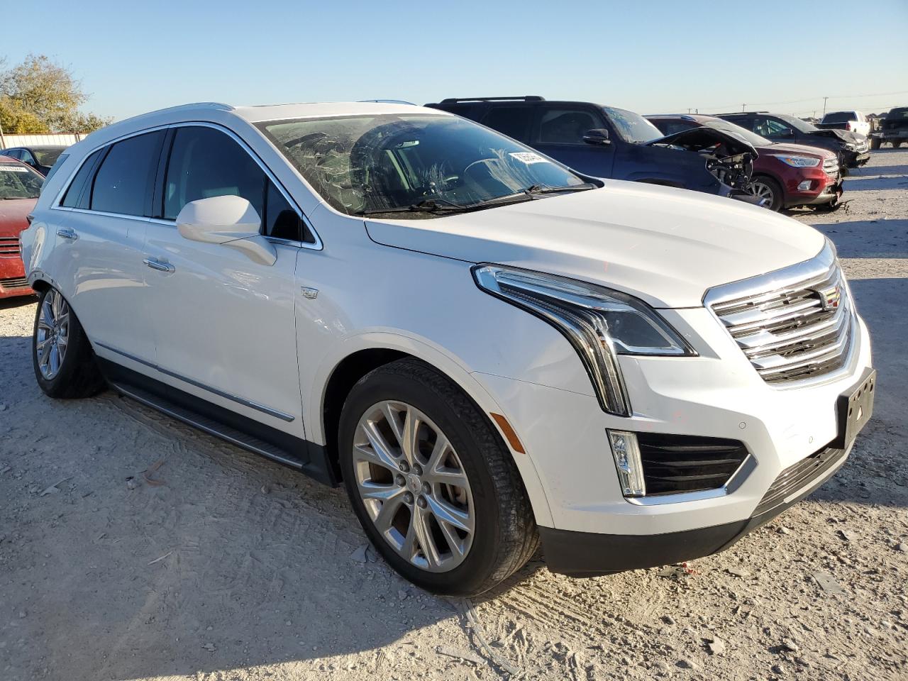 VIN 1GYKNCRS4HZ109014 2017 CADILLAC XT5 no.4