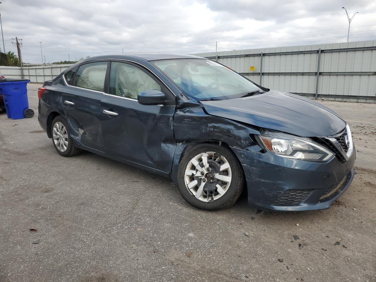 2017 Nissan Sentra - Image 4