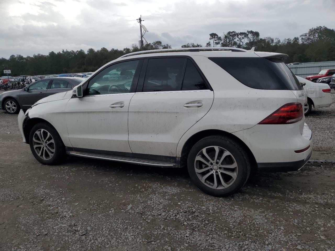 2016 Mercedes-Benz GLE - Image 2