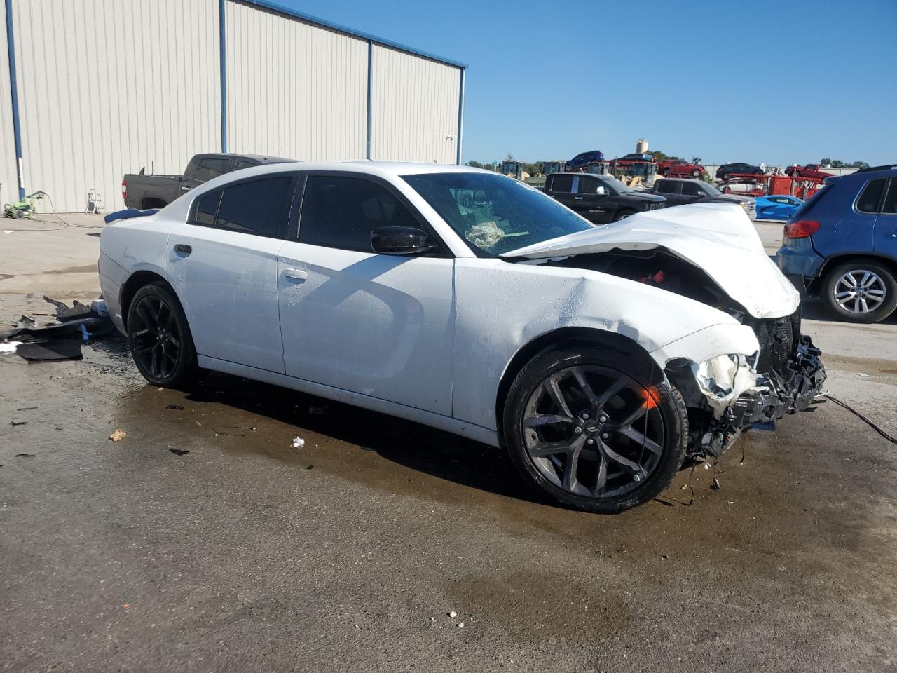 VIN 2C3CDXBG3KH715555 2019 DODGE CHARGER no.4