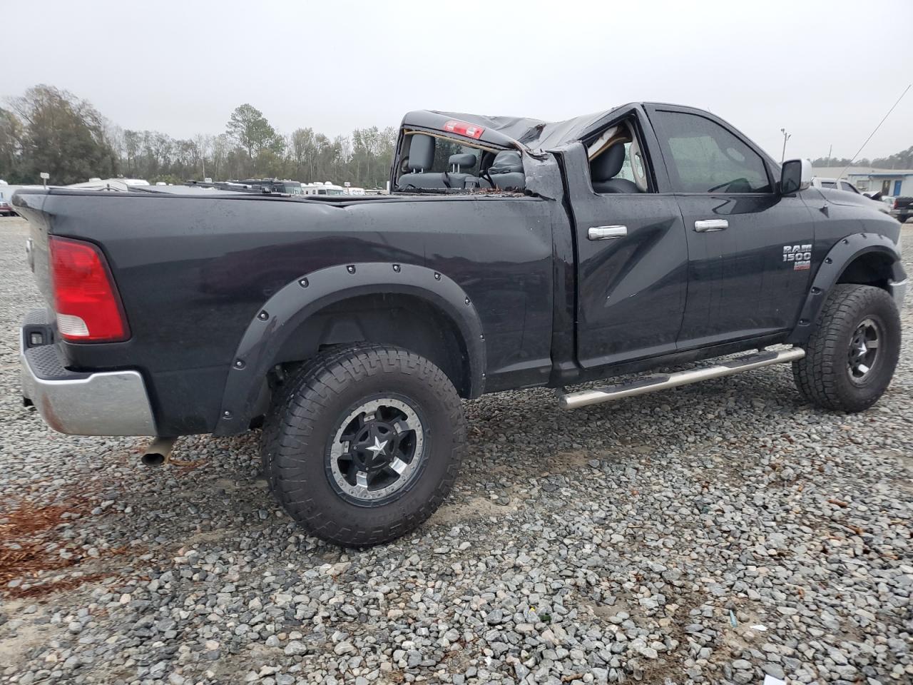 2018 RAM 1500 - Image 3