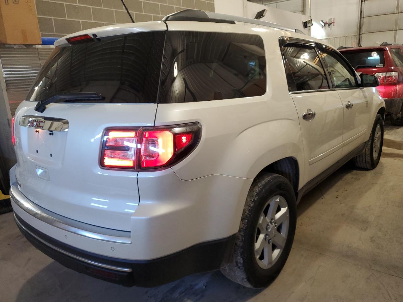 2015 GMC Acadia - Image 3