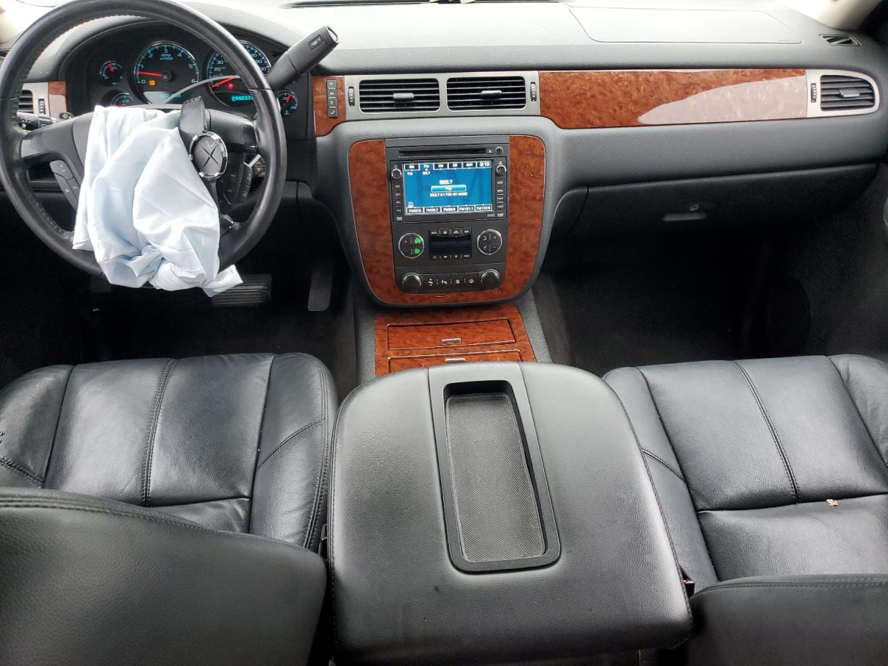 2008 Chevrolet Tahoe - Image 8