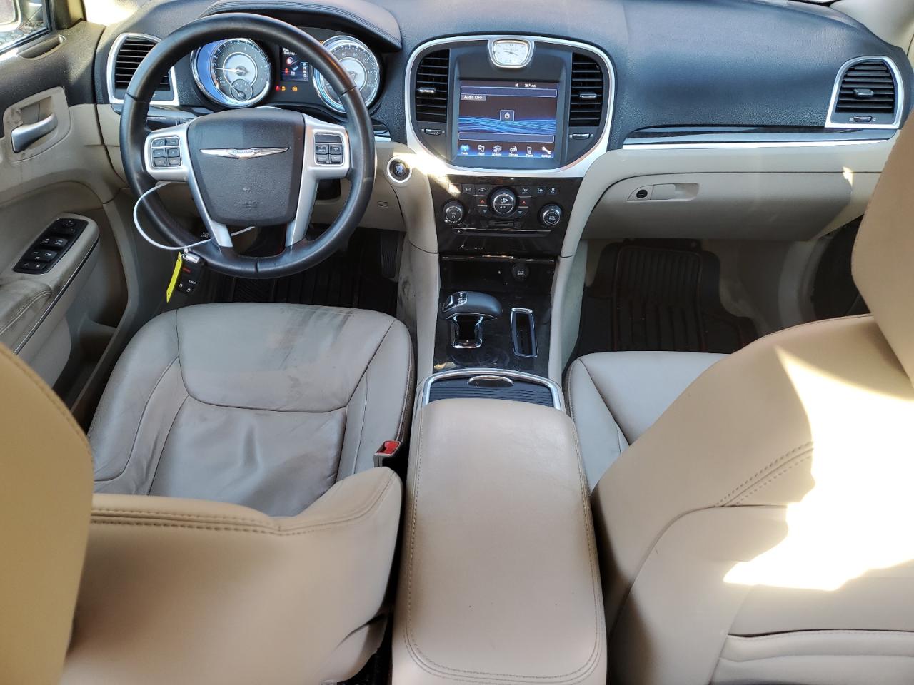 2013 Chrysler 300 - Image 8