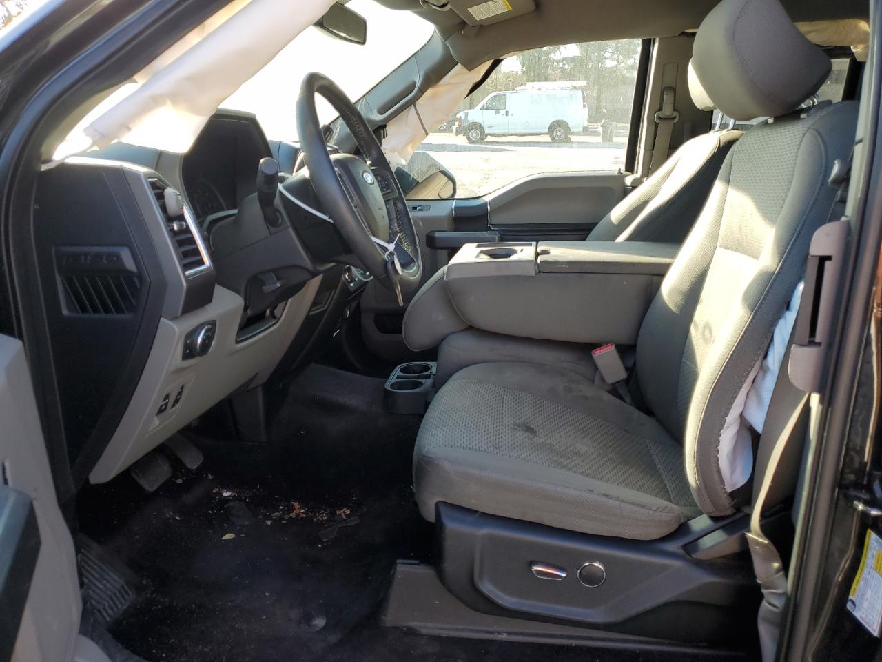 2015 Ford F-150 - Image 7