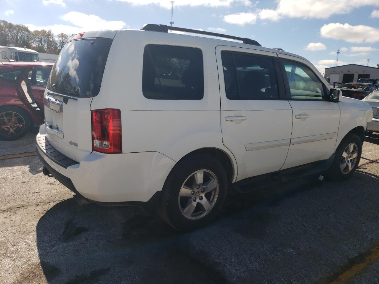 2011 Honda Pilot - Image 3