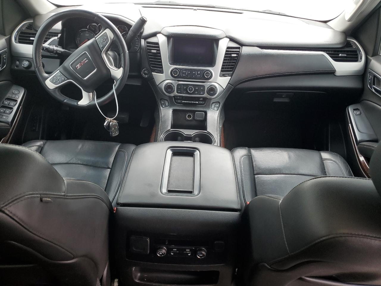 2015 GMC Yukon - Image 8