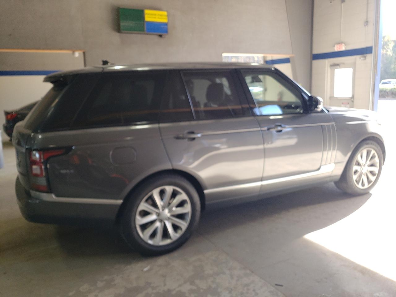 2016 Land Rover Range Rover - Image 3