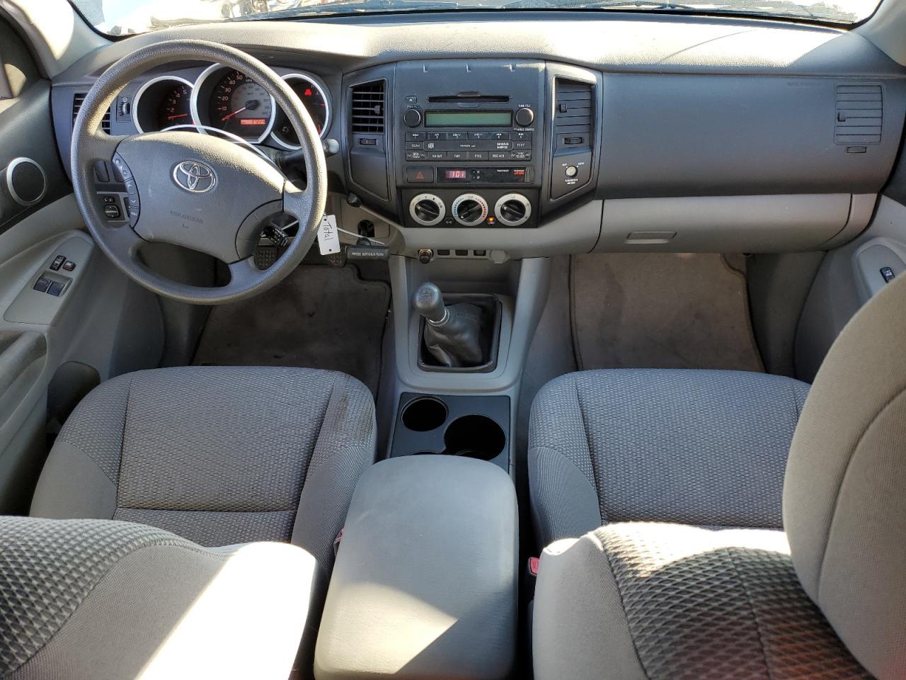 2010 Toyota Tacoma - Image 8