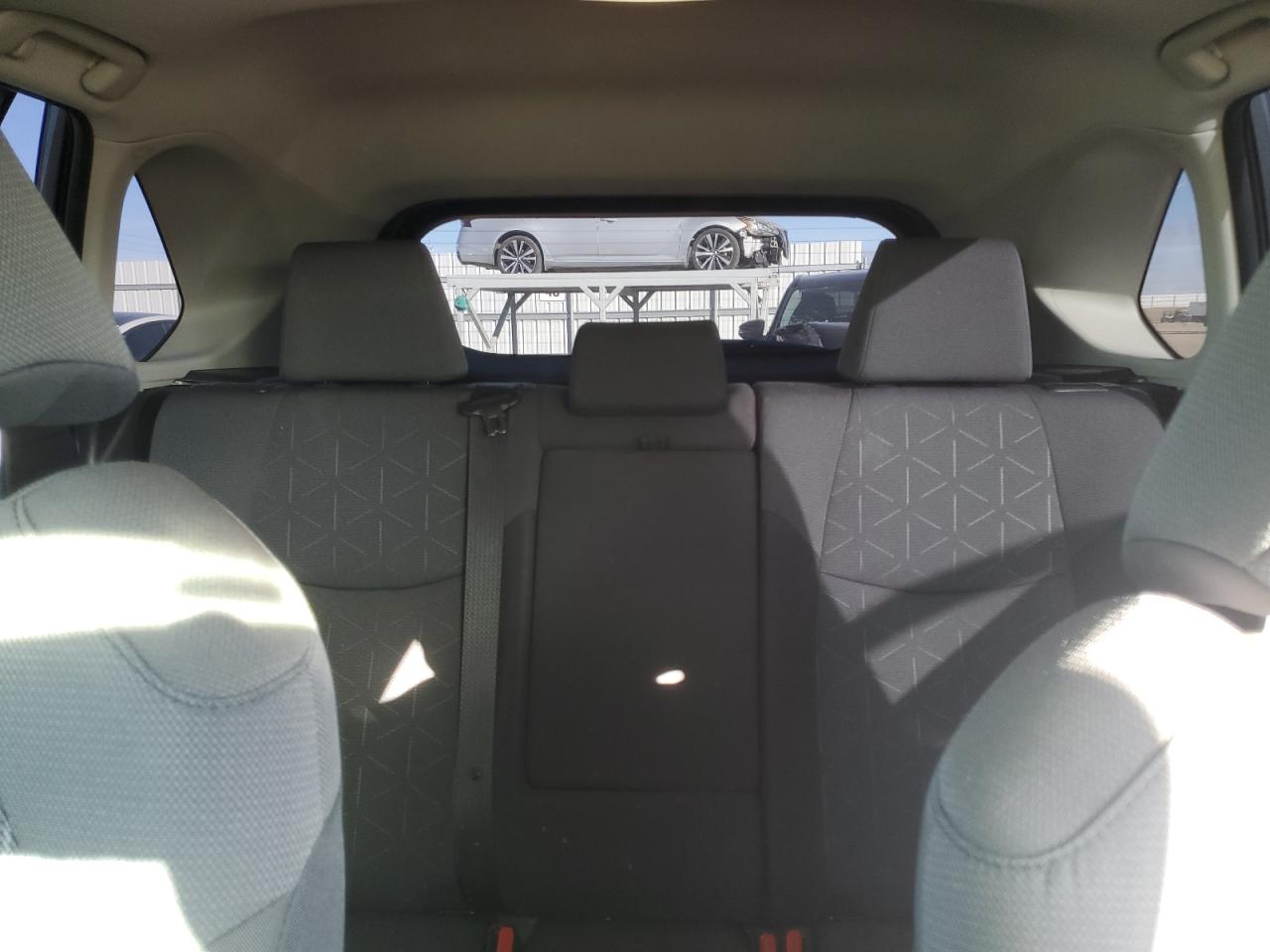 2023 Toyota RAV 4 - Image 10