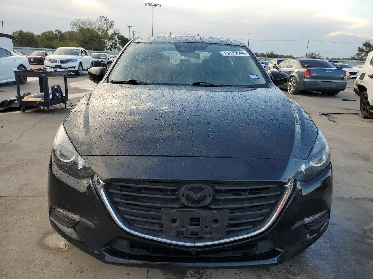 VIN 3MZBN1L36JM241062 2018 MAZDA 3 no.5