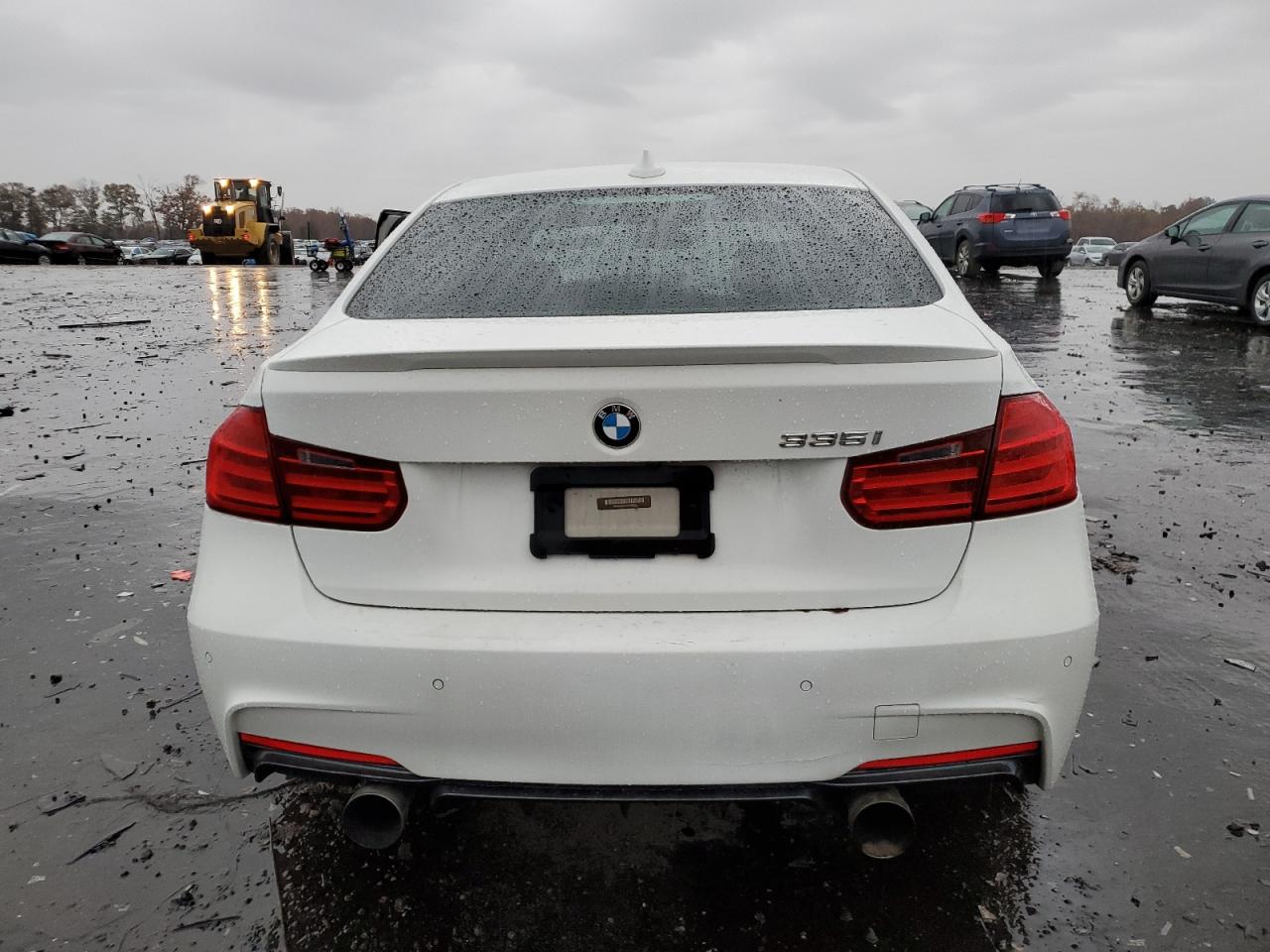 VIN WBA3A9C52DF476658 2013 BMW 3 SERIES no.6