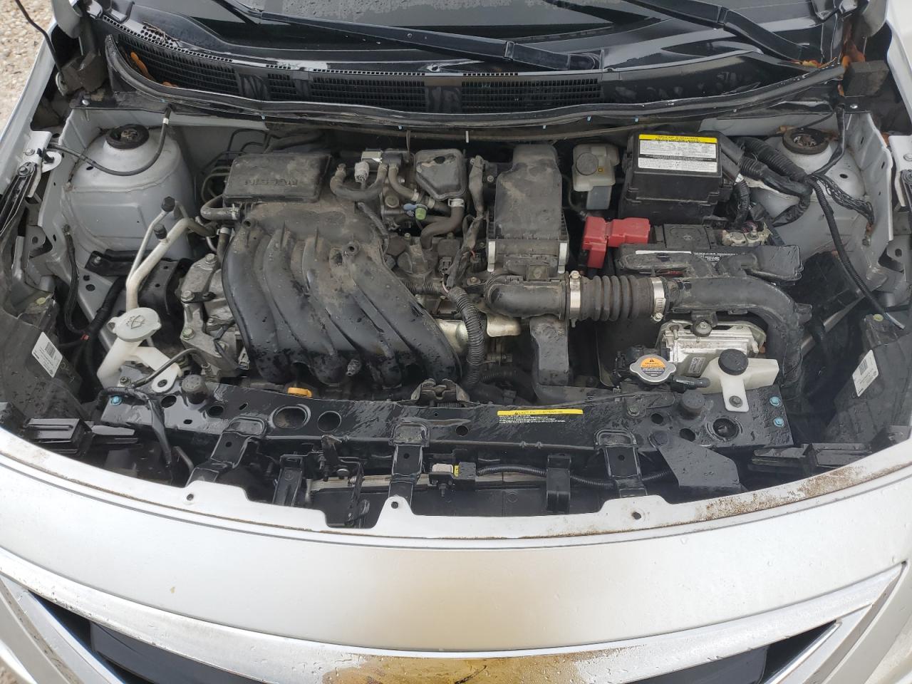 2019 Nissan Versa - Image 11
