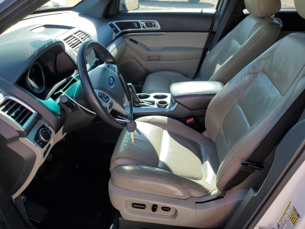 2012 Ford Explorer - Image 7