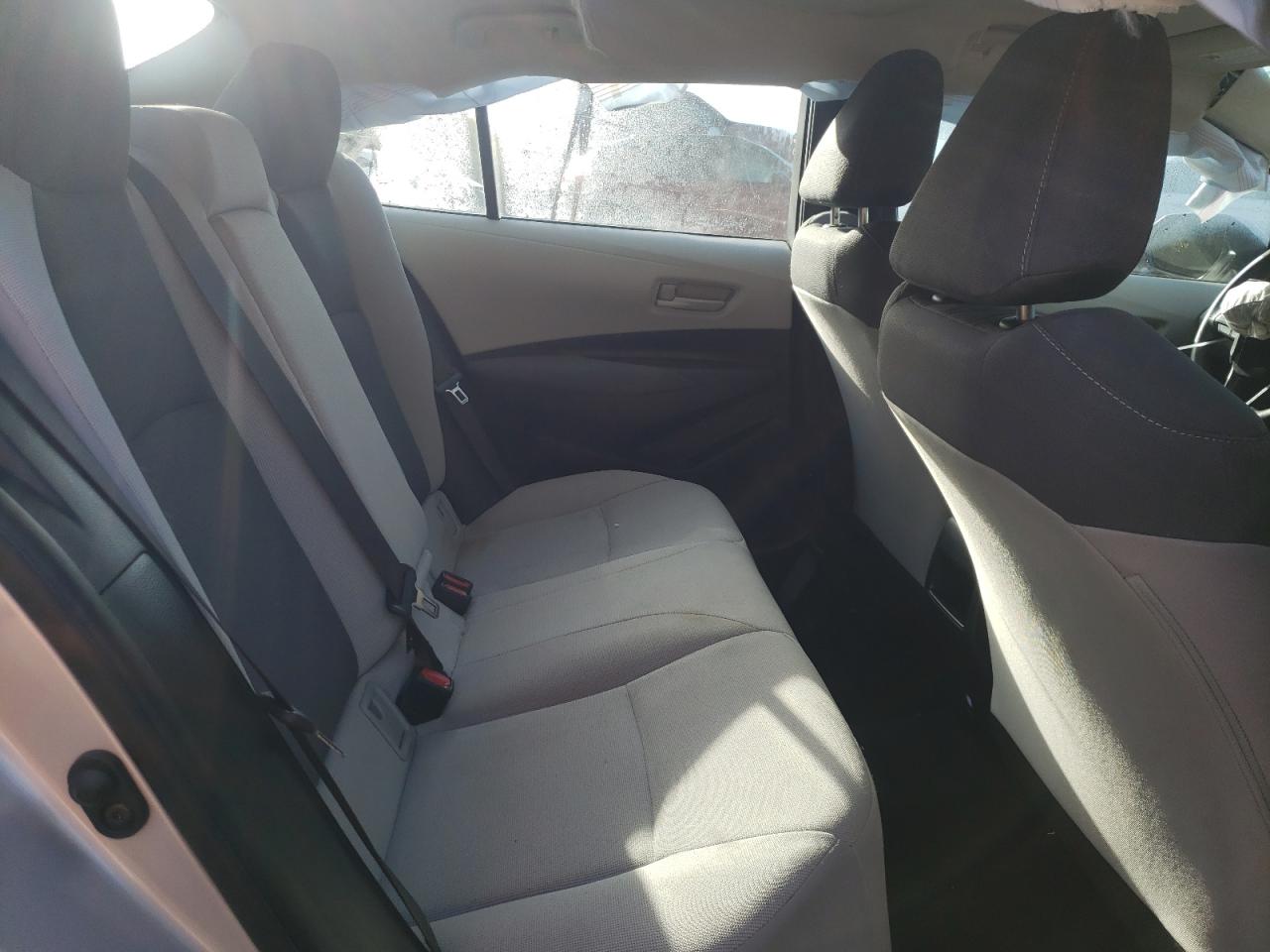 2022 Toyota Corolla - Image 11