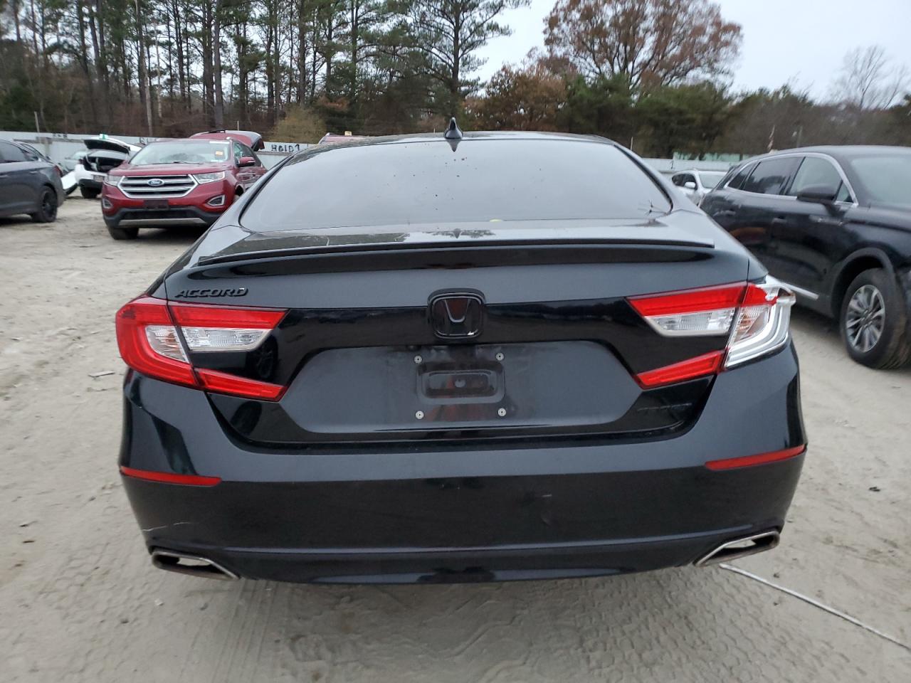 2020 Honda Accord - Image 6