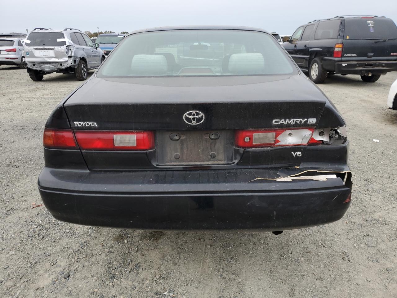 1999 Toyota Camry Le VIN: JT2BF22K9X0184360 Lot: 81202024